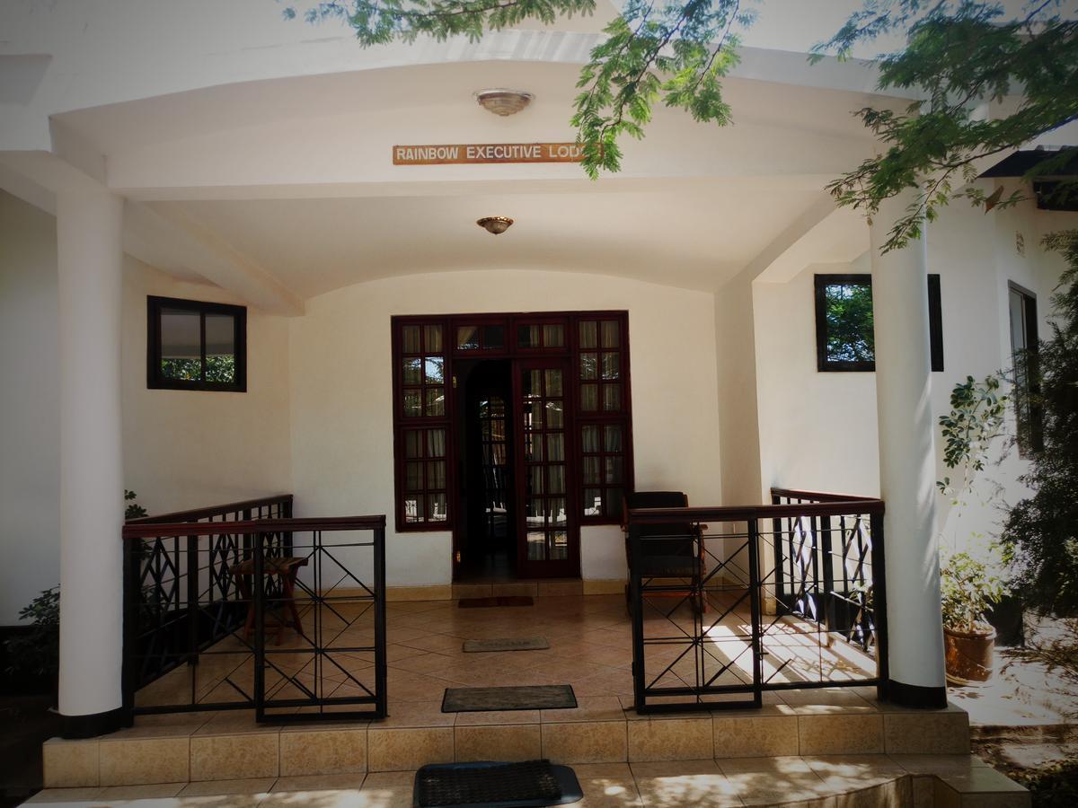 Rainbow Executive Lodge Boma la Ngombe Kültér fotó