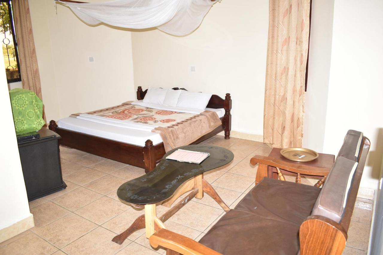 Rainbow Executive Lodge Boma la Ngombe Kültér fotó
