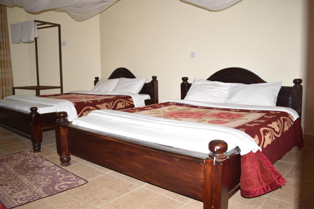 Rainbow Executive Lodge Boma la Ngombe Kültér fotó