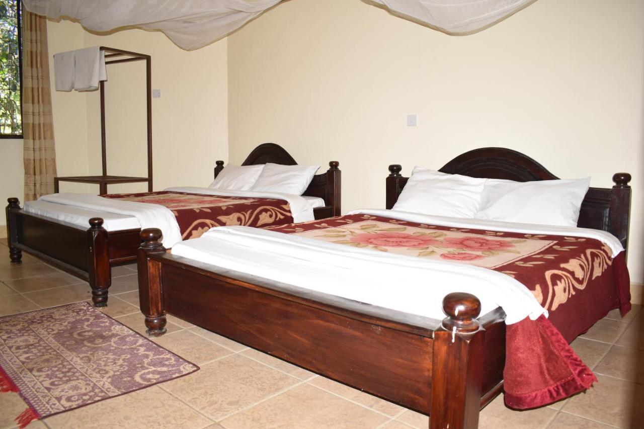 Rainbow Executive Lodge Boma la Ngombe Kültér fotó