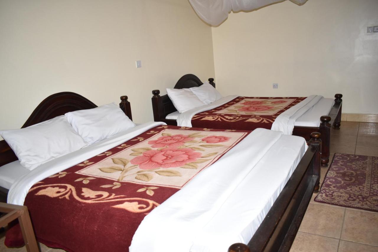 Rainbow Executive Lodge Boma la Ngombe Kültér fotó