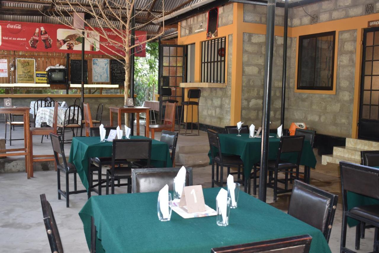 Rainbow Executive Lodge Boma la Ngombe Kültér fotó