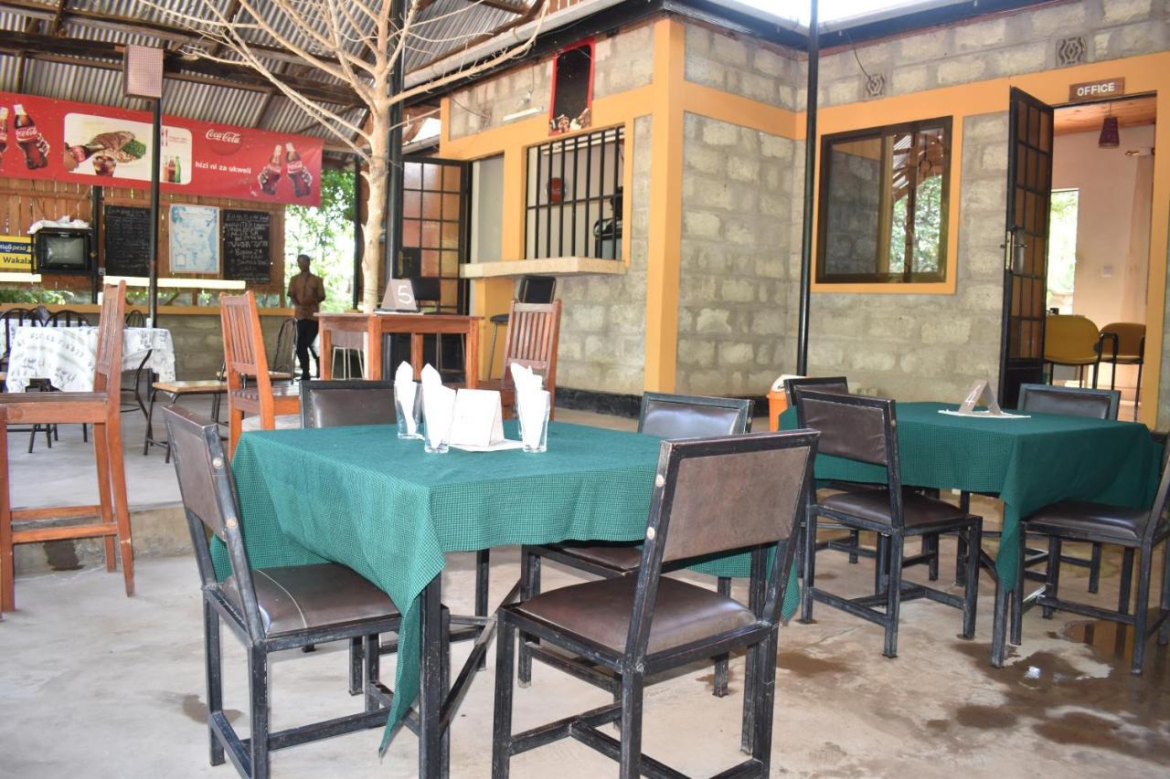 Rainbow Executive Lodge Boma la Ngombe Kültér fotó