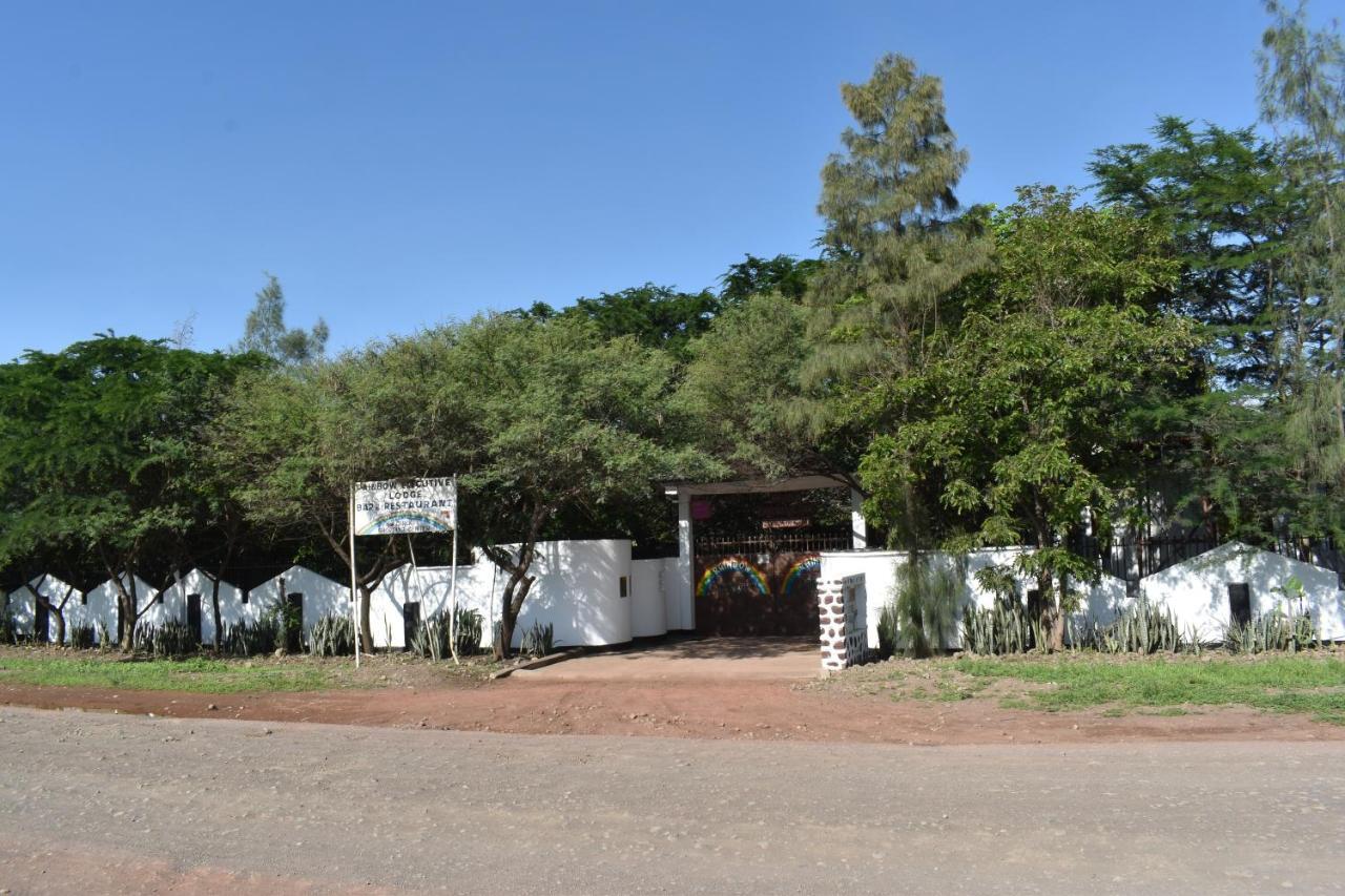 Rainbow Executive Lodge Boma la Ngombe Kültér fotó